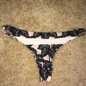 Large black elephant acacia bottom